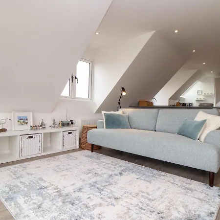 Attic Marazion