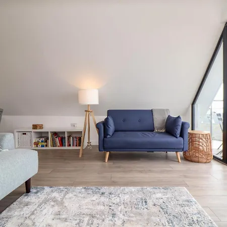 Attic Apartament *